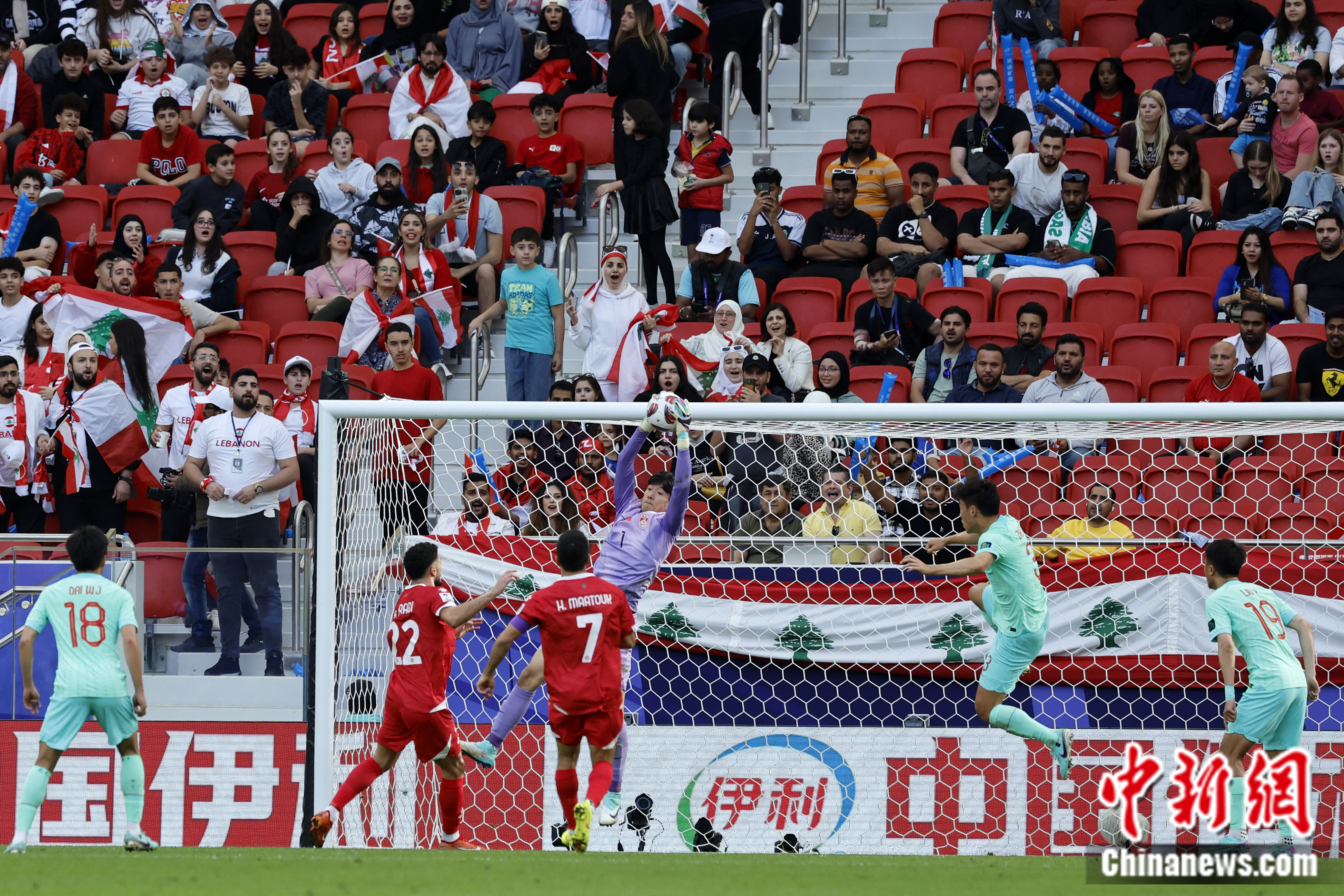 国足主帅称要赢下卫冕冠