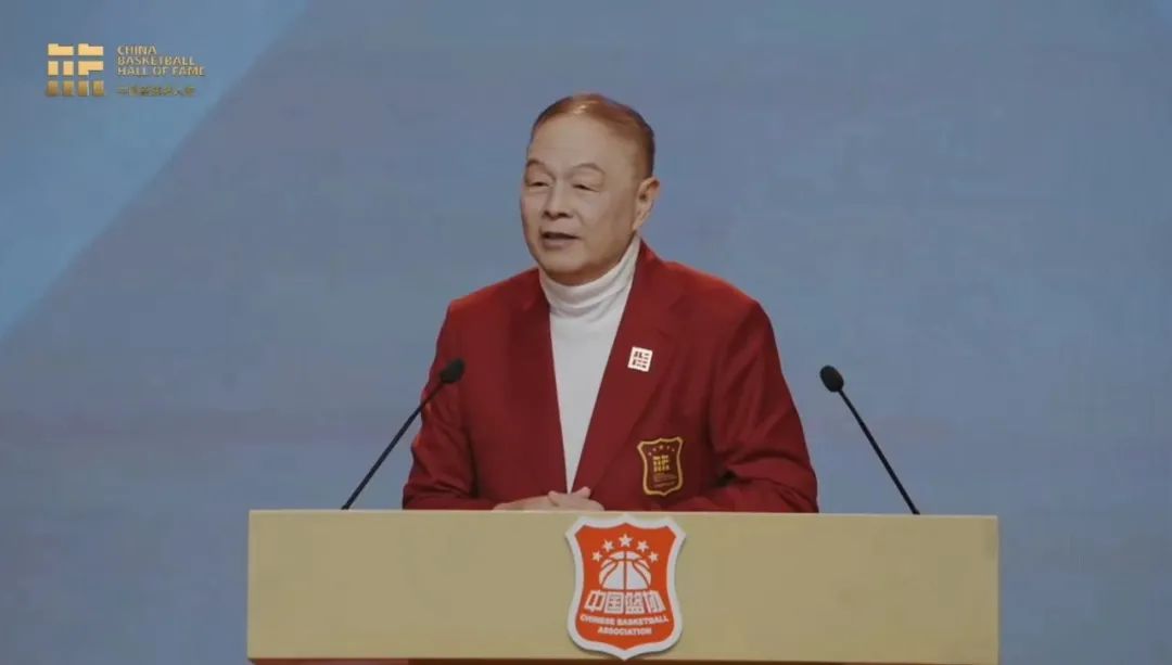 张卫平入选中国篮球名人堂，28年纪录成为激励后