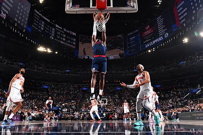 快船双杀尼克斯马瑟林三分回暖助力球队登顶西