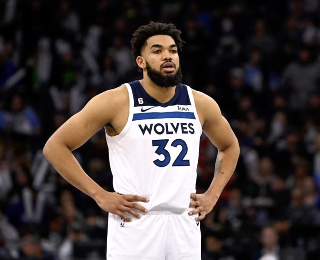 文班23岁前40分15板次数超唐斯 成现役第一