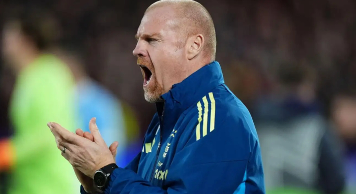 热刺换帅风波：戴奇与德泽尔比的候选人之争引