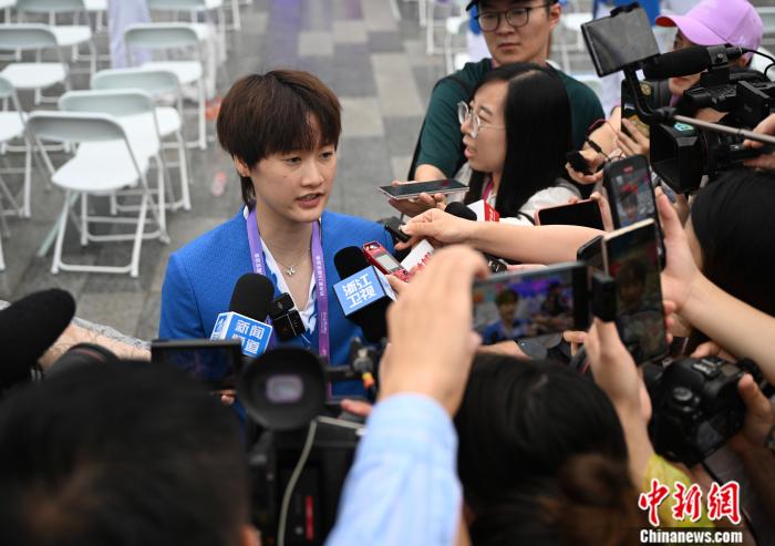 陈雨菲亮相杭州亚运村：主场作战力争不留遗憾