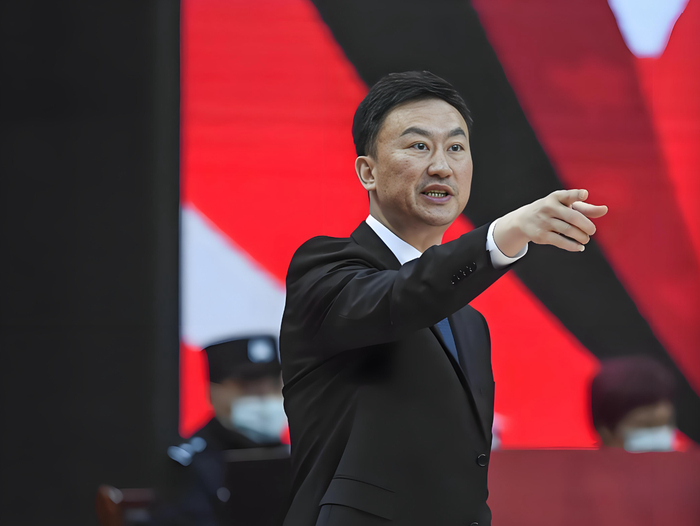 青岛队惨败福建队 刘维伟怒斥球迷不尊重